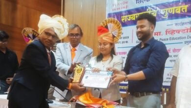 Photo of पुणे येथे सन.2024चा राज्यस्तरीय गुणवंत शिक्षक पुरस्काराने प्रेरणादायी व्याख्याते प्राध्यापक मनोज मोकासे यांचा सन्मान