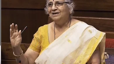 Photo of शिक्षकांची दर तीन वर्षांनी परीक्षा घेतली पाहिजे; सुधा मूर्ती यांची सूचना